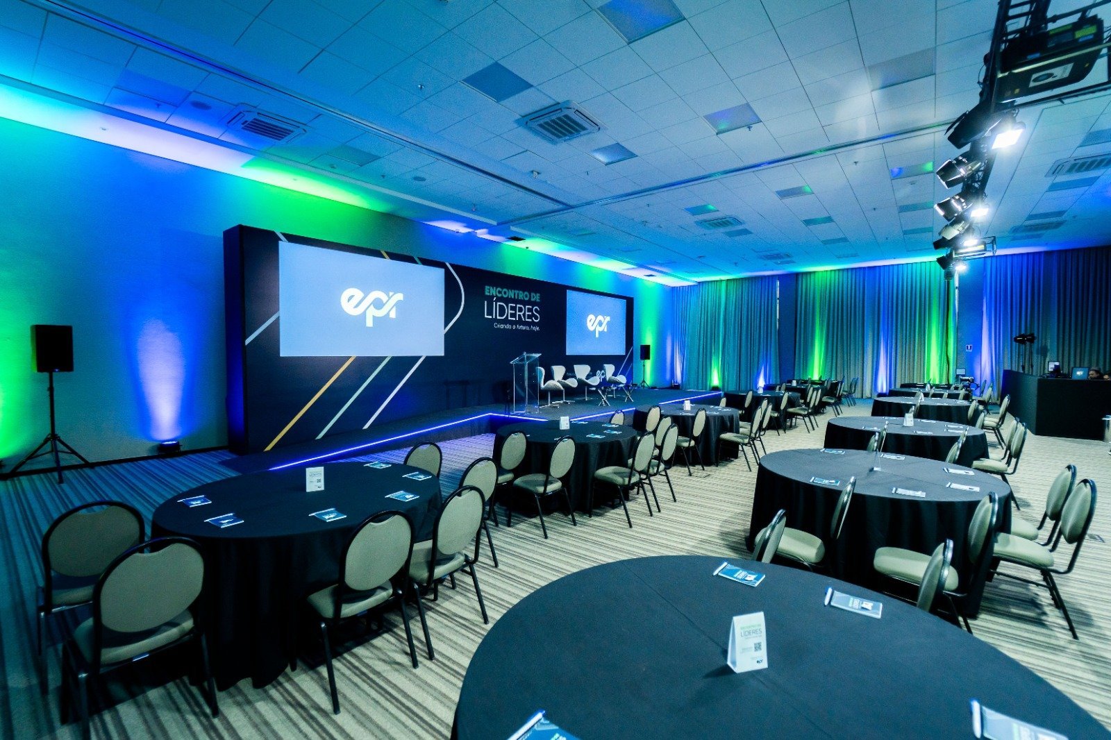 alguuer de som para eventos corporate na cidade do porto